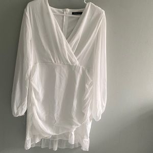 White dress with amazing sleeves!